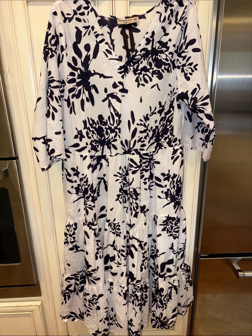 Dress Addict all cotton tiered v neck three quarter sleeved dress with tags